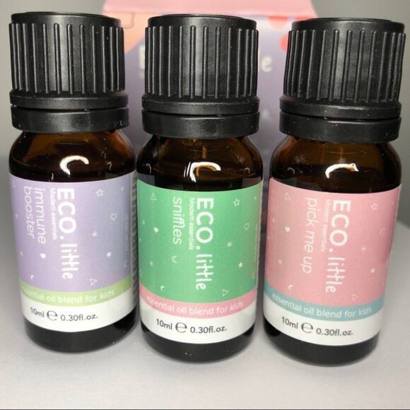 Essential Oils Colour-changing Room Diffuser & 3 Brand New Essential Oils - Picture 2 of 9